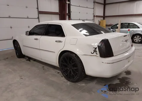 2010 Chrysler 300 Touring/Signature Series/Executive Series из США, поврежденный, VIN 2C3CA5CV0AH324890